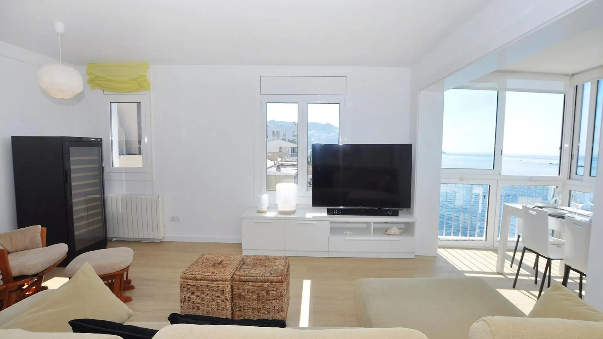 Apartment In Costa Brava With Balcony Rosas